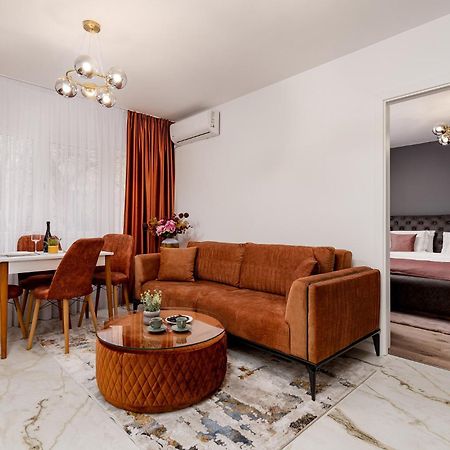 Cooper And Wood Elegance Orizont Galleries Βουκουρέστι Εξωτερικό φωτογραφία